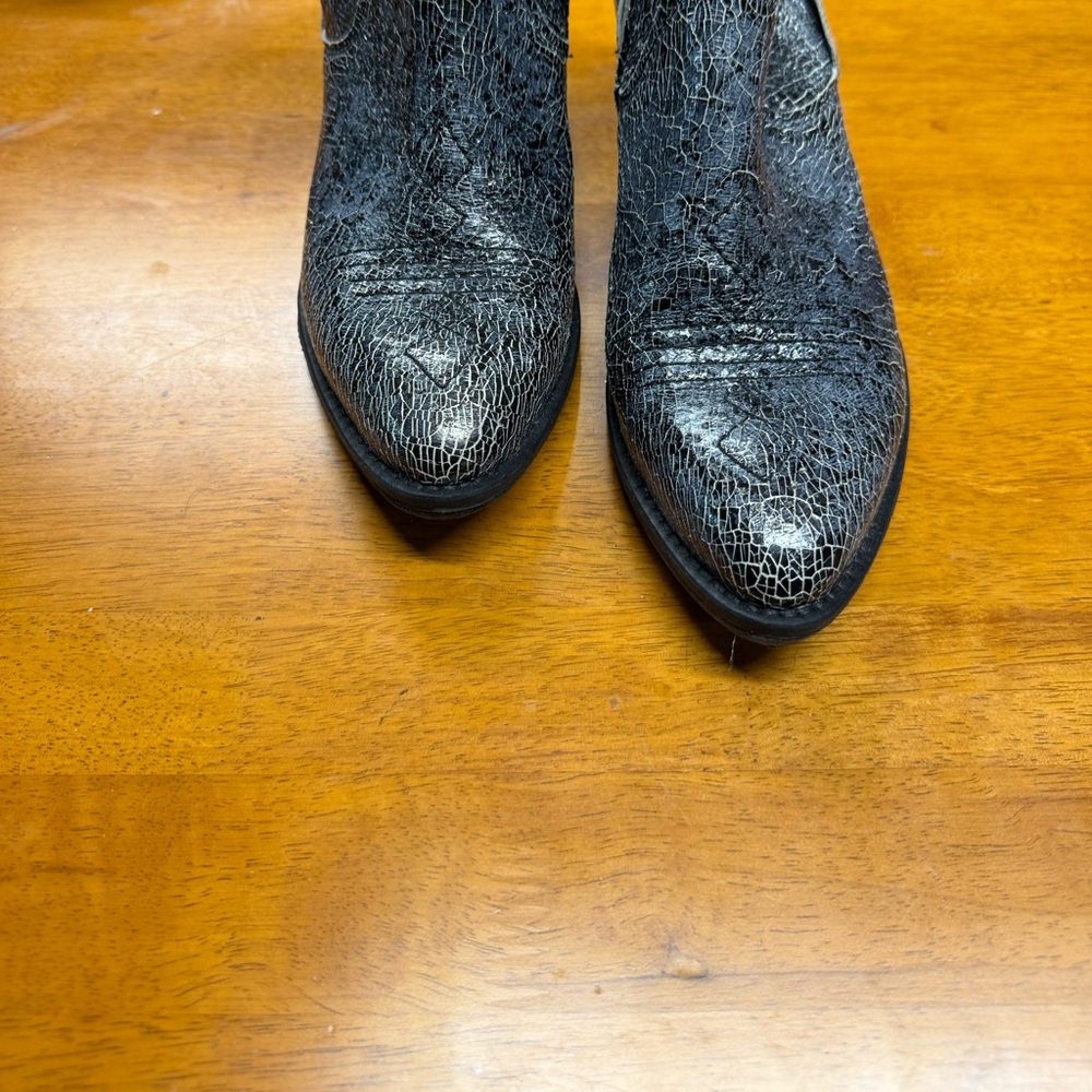 Blue ankle bootie